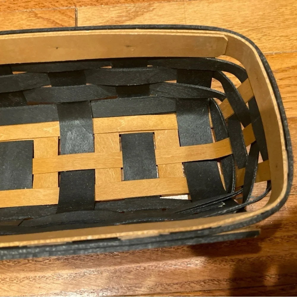 Longaberger Black and Tan Cracker Basket